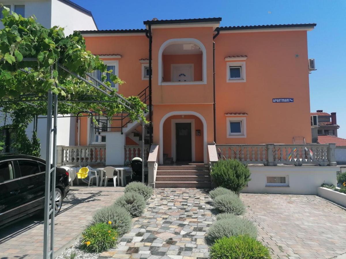 Apartmani Bulajic คิร์ก ภายนอก รูปภาพ