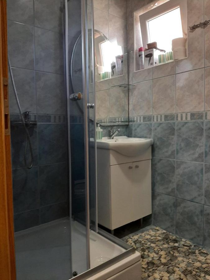 Apartmani Bulajic คิร์ก ภายนอก รูปภาพ