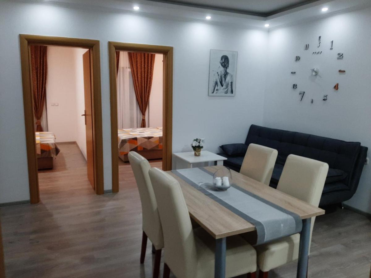 Apartmani Bulajic คิร์ก ภายนอก รูปภาพ