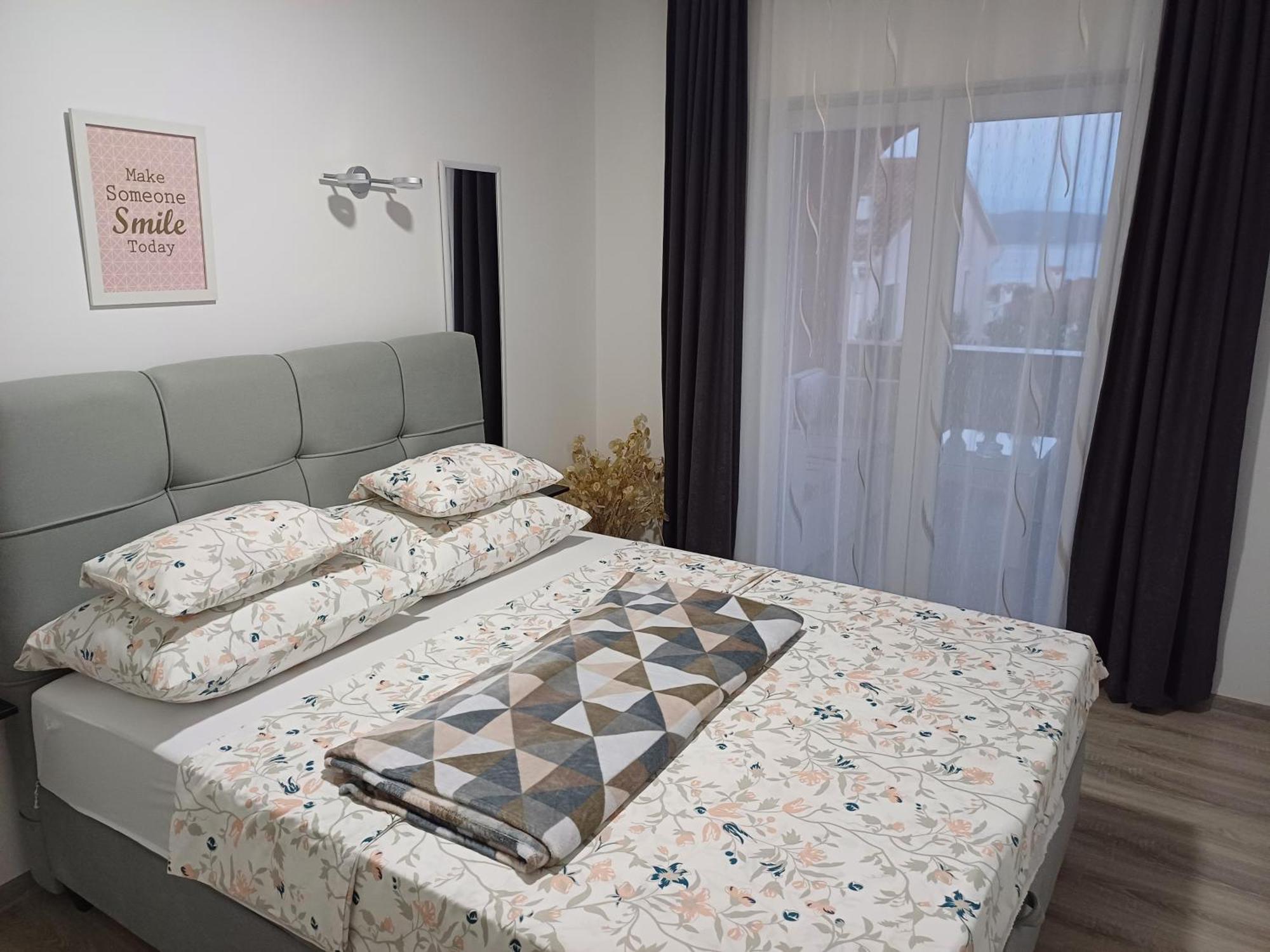 Apartmani Bulajic คิร์ก ภายนอก รูปภาพ