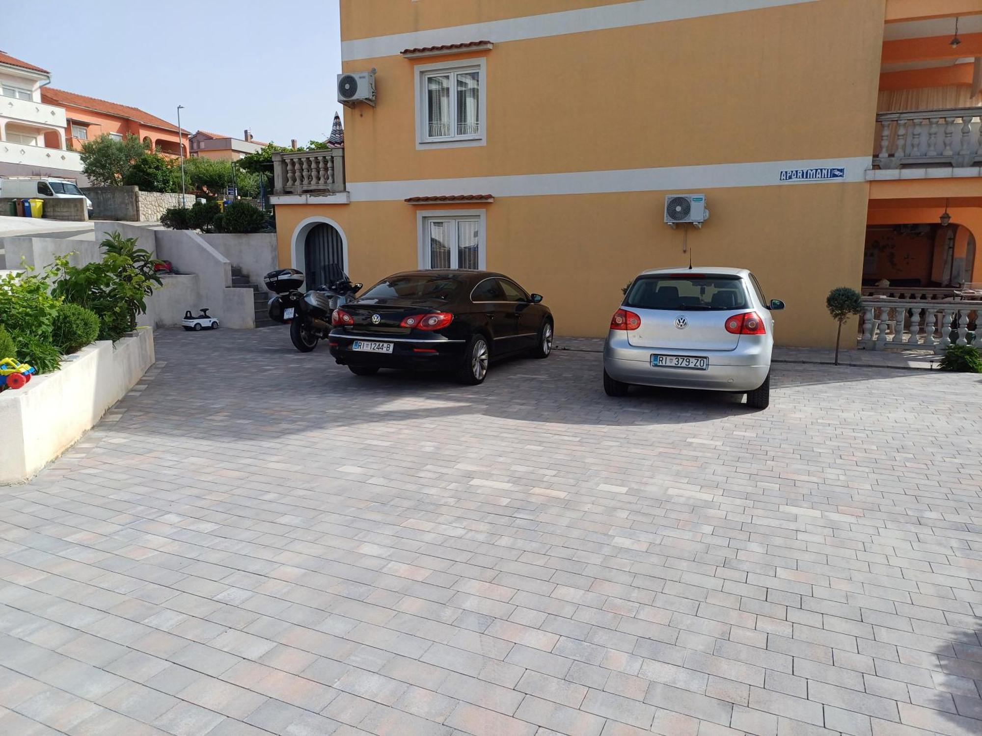 Apartmani Bulajic คิร์ก ภายนอก รูปภาพ